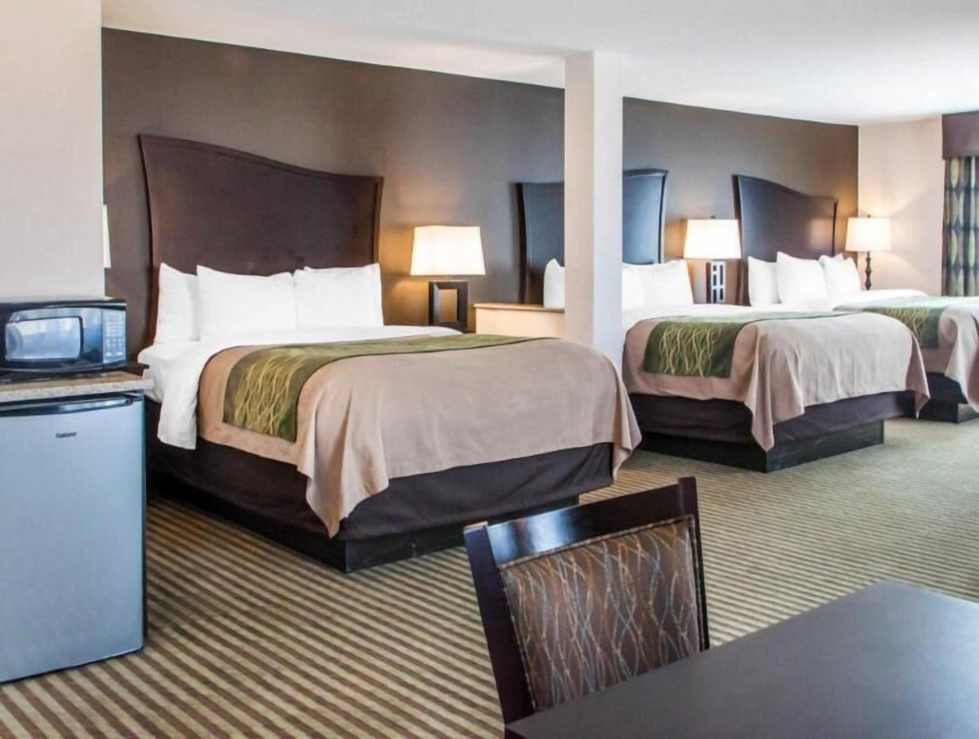 Desk, iron/ironing board, free cribs/infant beds, free WiFi