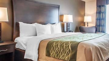 Bureau, fer et planche à repasser, lits bébé (gratuits), Wi-Fi gratuit