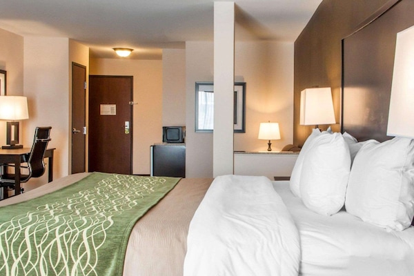 Escritorio, tabla de planchar con plancha y cunas gratuitas