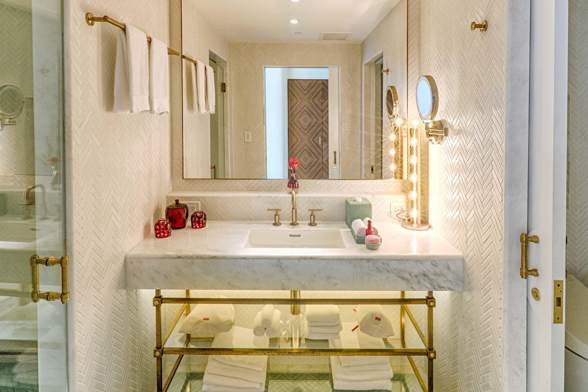1 habitación, ropa de cama de alta calidad y minibar