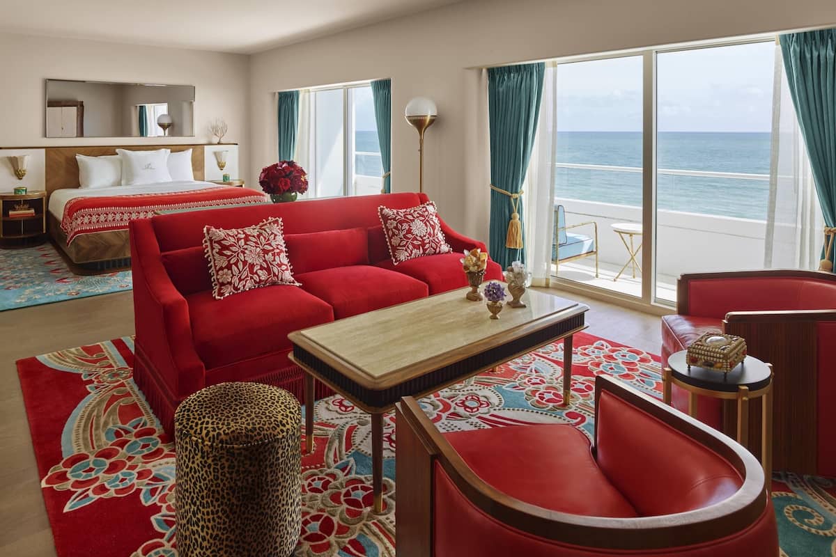 1 bedroom, premium bedding, minibar, in-room safe