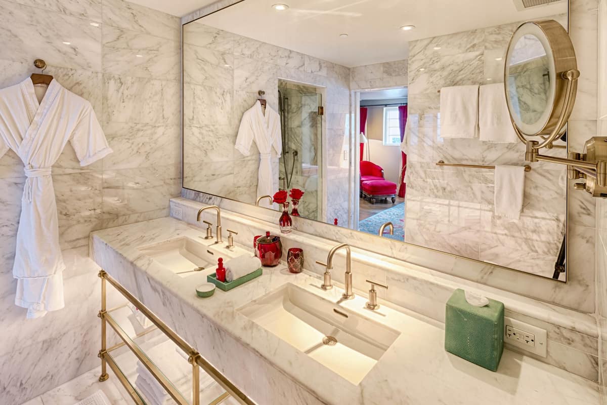 Bay View 1 Bedroom Suite | 1 bedroom, premium bedding, minibar, in-room safe