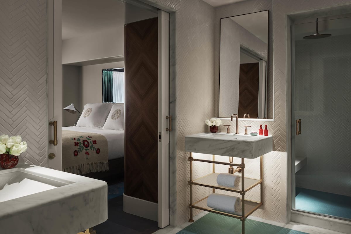 1 habitación, ropa de cama de alta calidad y minibar