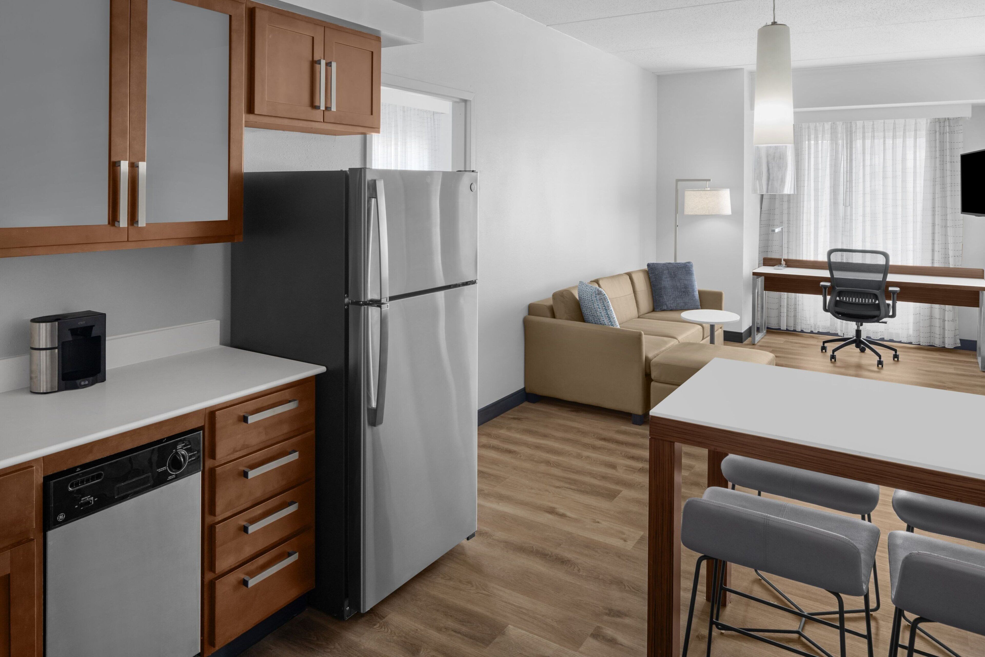 1 bedroom, in-room safe, desk, laptop workspace