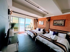Standard Quadruple Room, Sea Facing - Ming-Jun Holiday Inn (Hengchun)