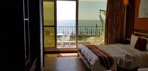 Sistema de insonorización, wifi gratis y ropa de cama 