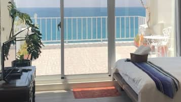 Standard Double Room, Sea Facing | Soundproofing, free WiFi, bed sheets