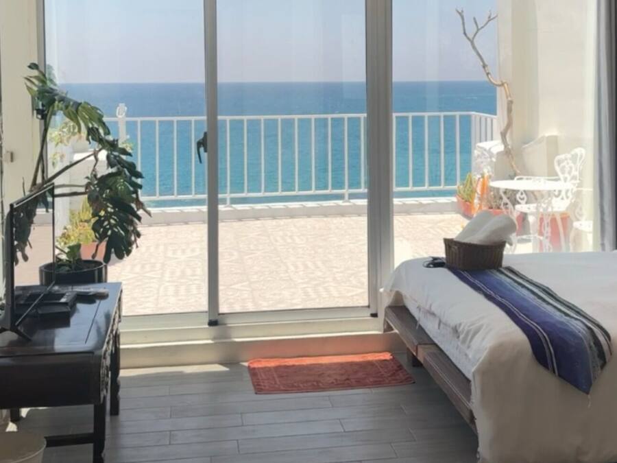 Standard Double Room, Sea Facing | Soundproofing, free WiFi, bed sheets