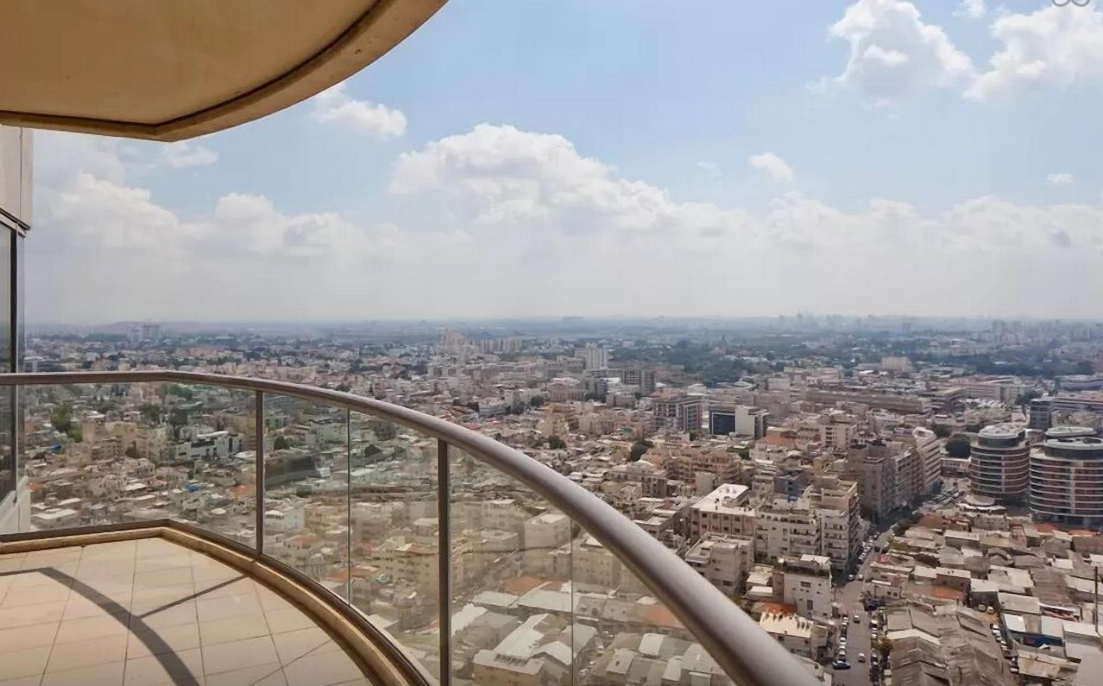 Superior Apartment, 2 Bedrooms, Sea View, Tower (Eilat 61) | Balcony