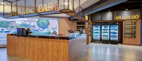 Bar (en la propiedad)