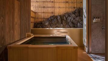 Room, 1 King Bed (SHIROSUMIRE, Arashiyama view) | Down duvets, minibar, in-room safe, free cots/infant beds