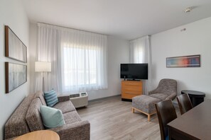 TV - TownePlace Suites Dallas McKinney (McKinney)