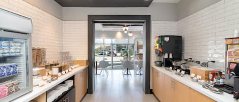 Petit déjeuner buffet compris tous les jours