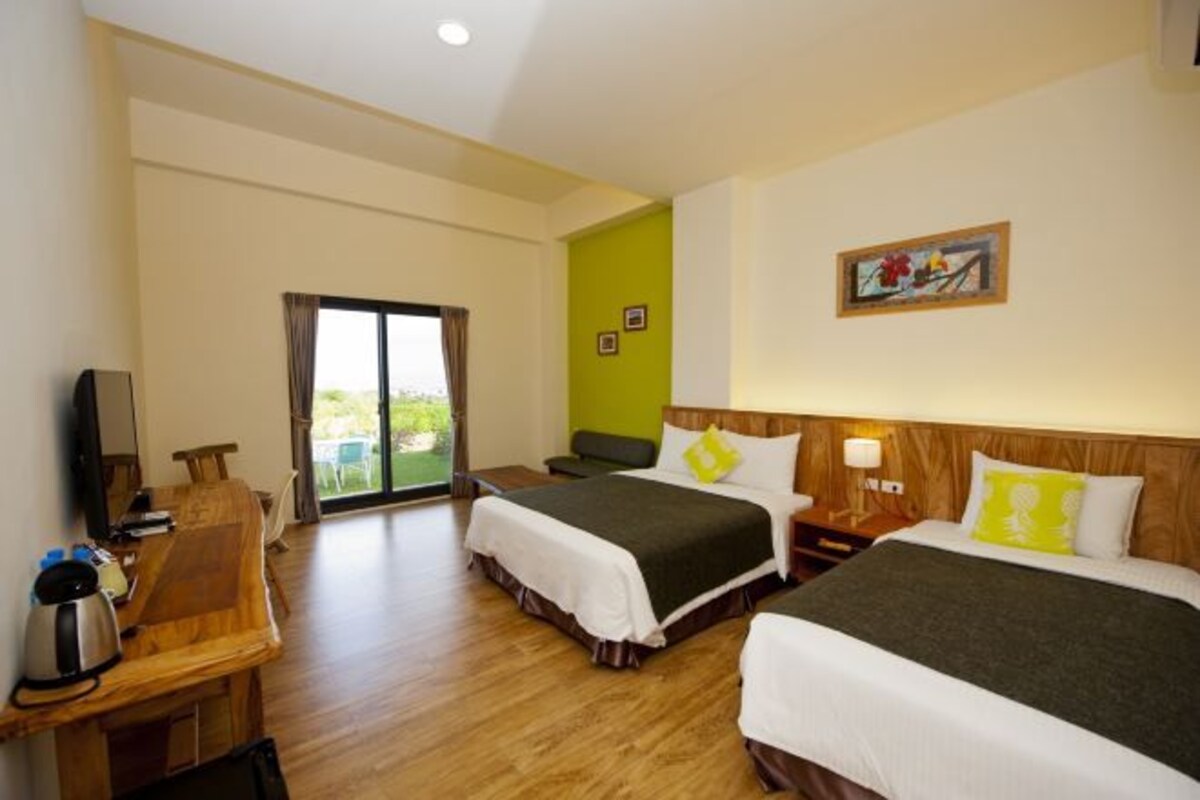Seifu 3 person room