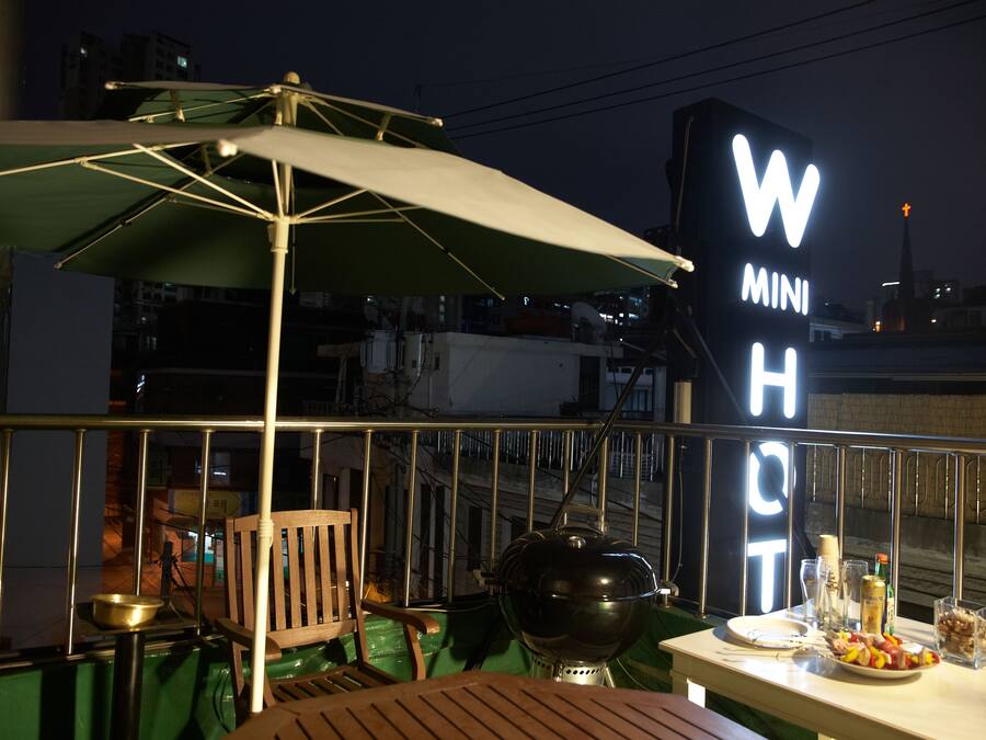 Premium Studio Suite, 2 Bedrooms, Non Smoking, City View | Terrace/patio