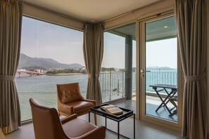 Habitación Deluxe | Edredón, wifi gratis y ropa de cama