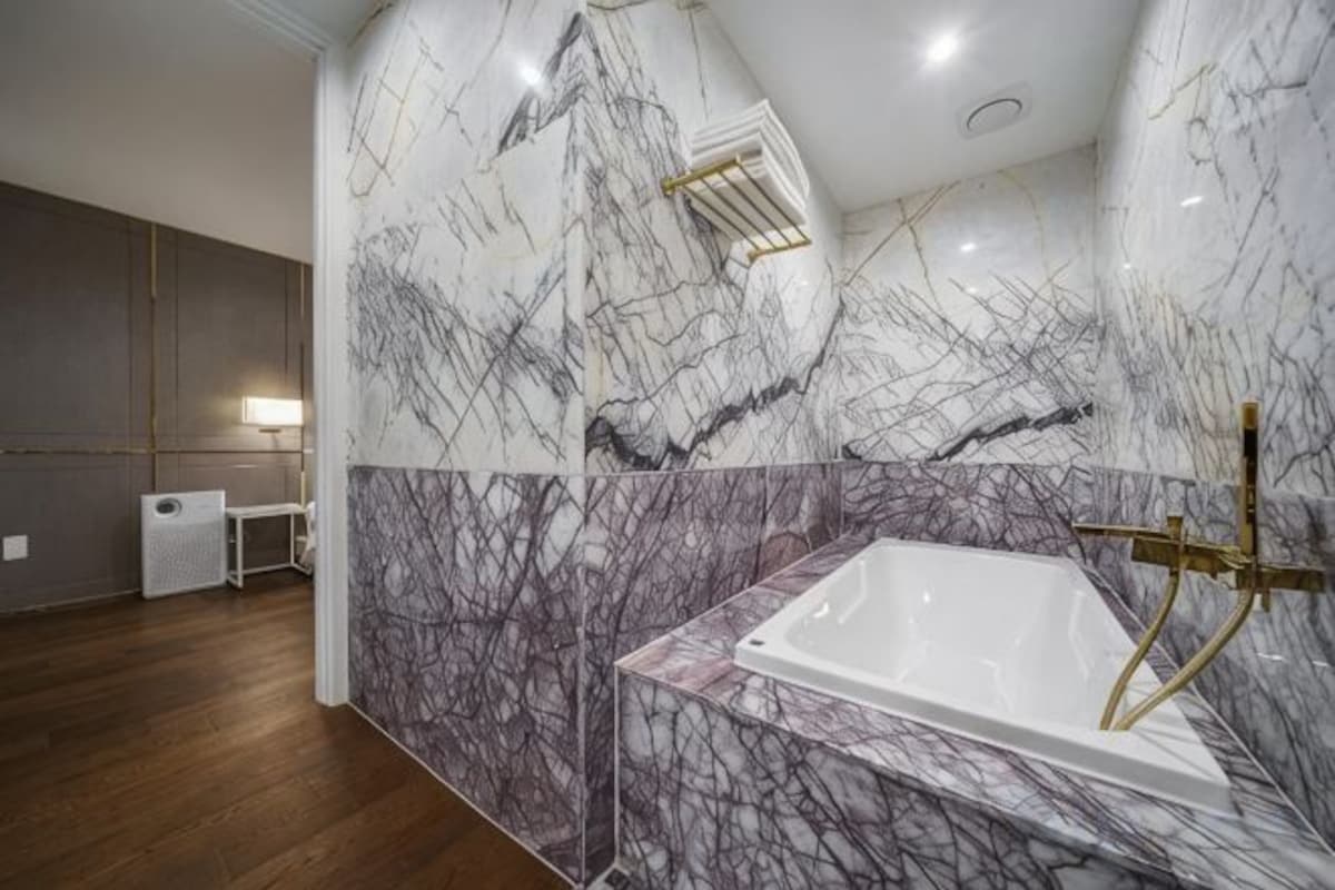 Premier Twin Room