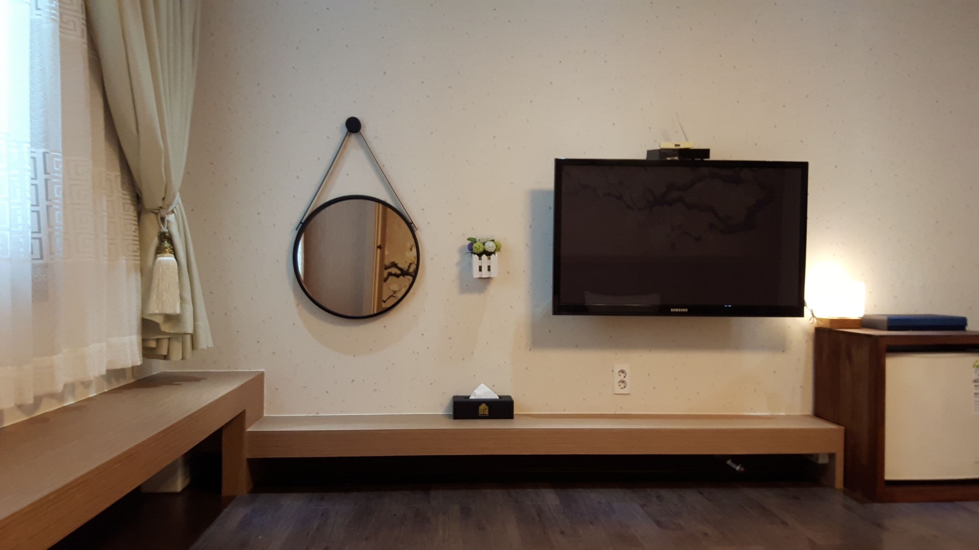 korean traditional ondol | free wifi