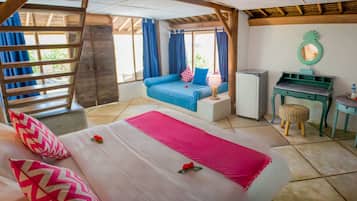 Suite Prestigio, 1 habitación, vista al jardín, junto a la alberca | Sala de estar