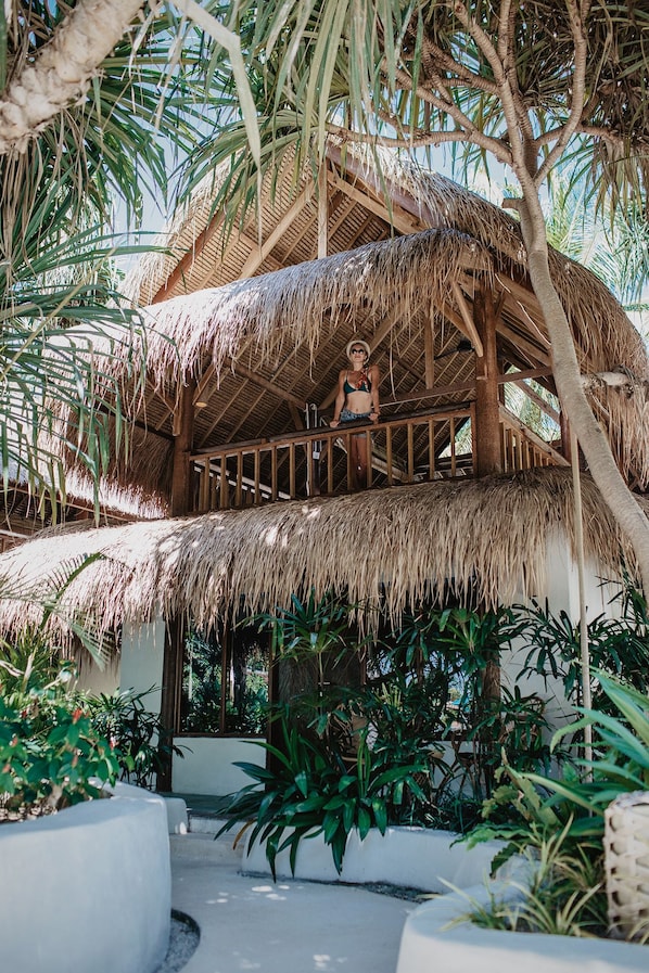 Suite Prestigio, 1 habitación, vista al jardín, junto a la alberca | Vista al resort