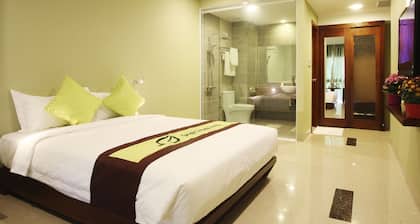 Green House Hotel