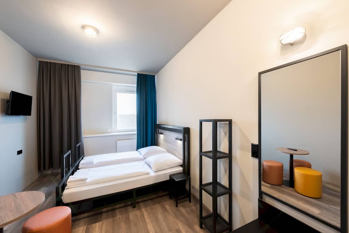 In-room safe, desk, blackout drapes, soundproofing
