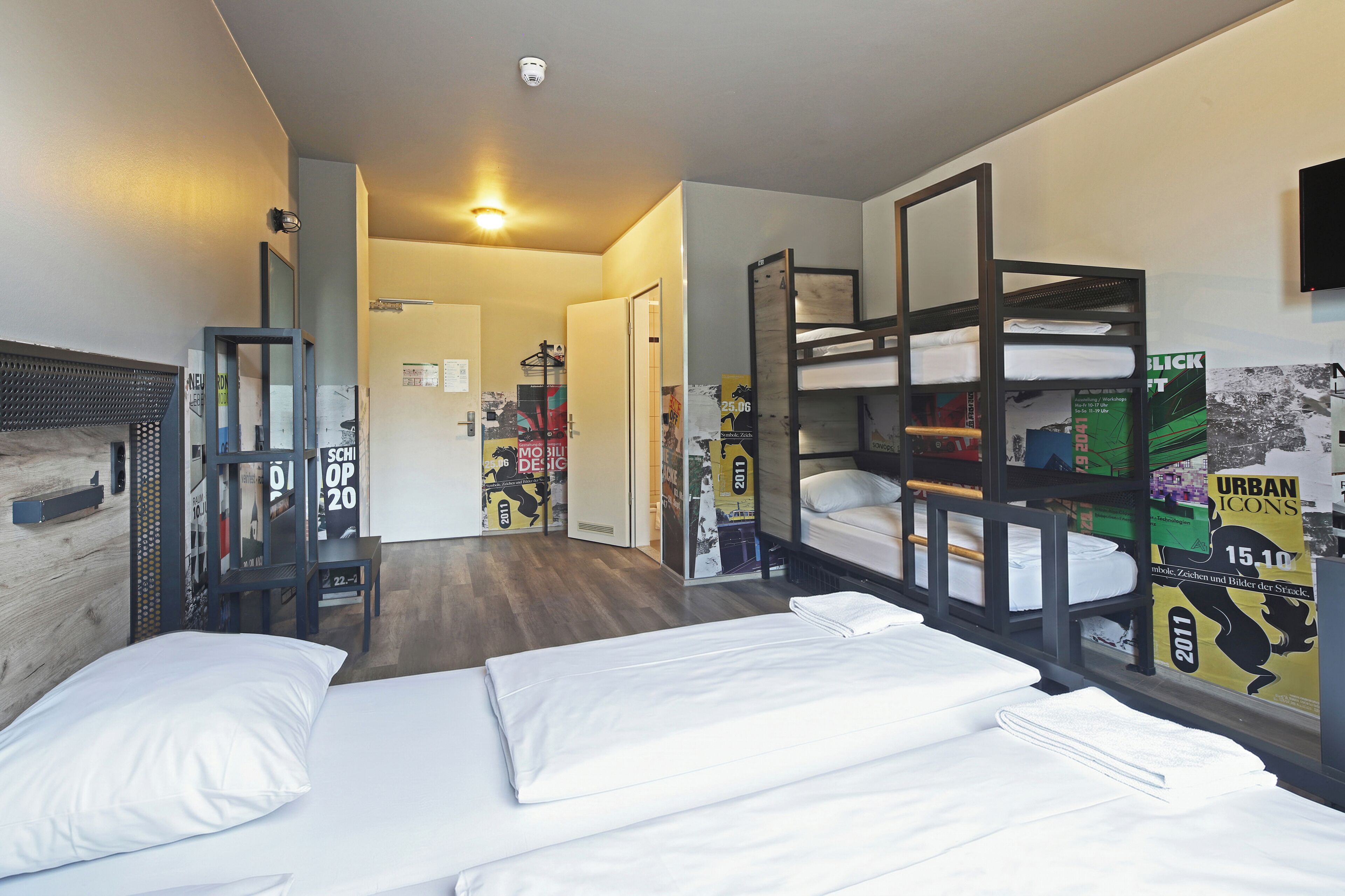In-room safe, desk, blackout drapes, soundproofing