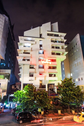 Grand Menteng Hotel