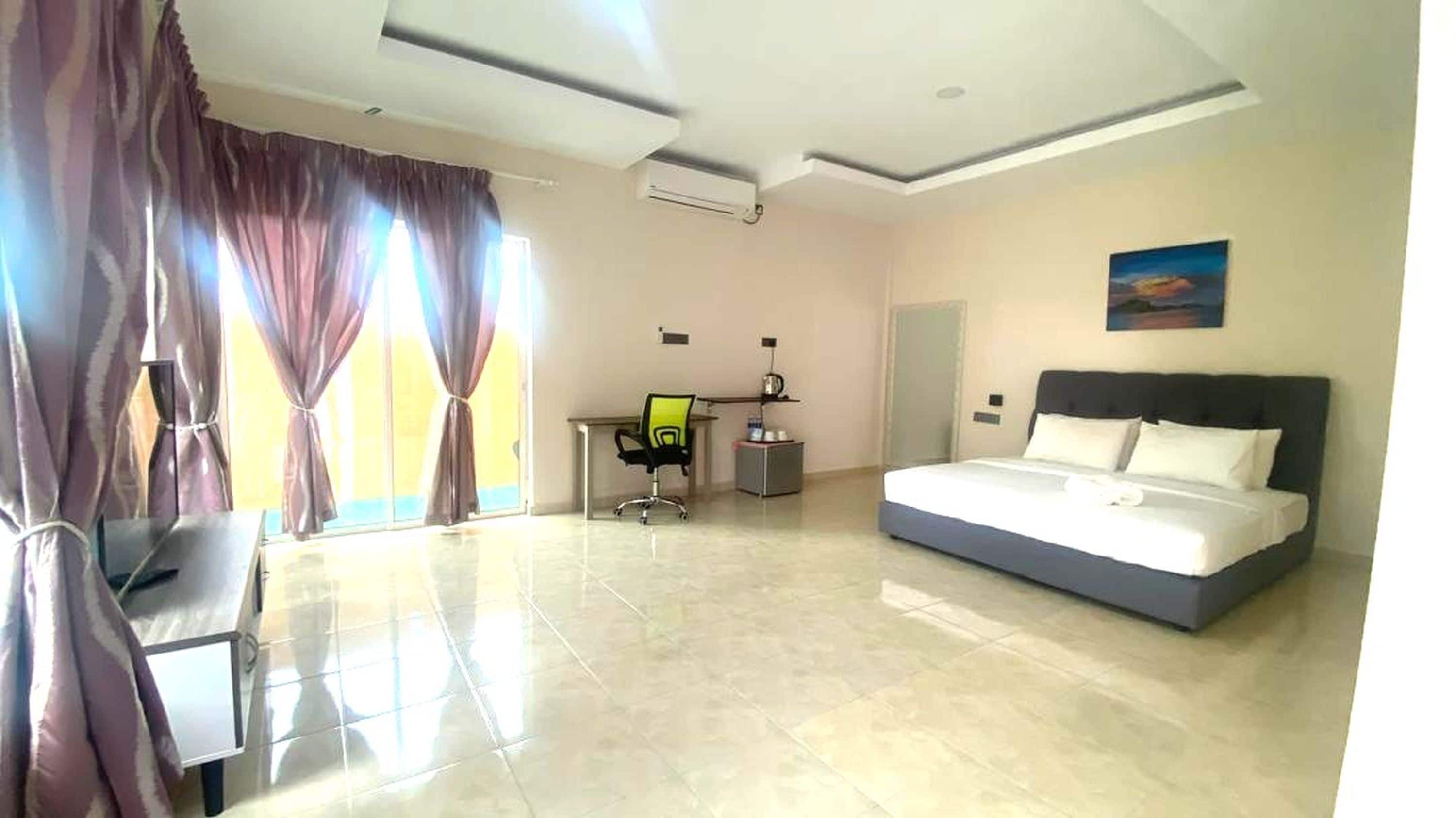 Minibar, bureau, fer et planche à repasser, Wi-Fi gratuit