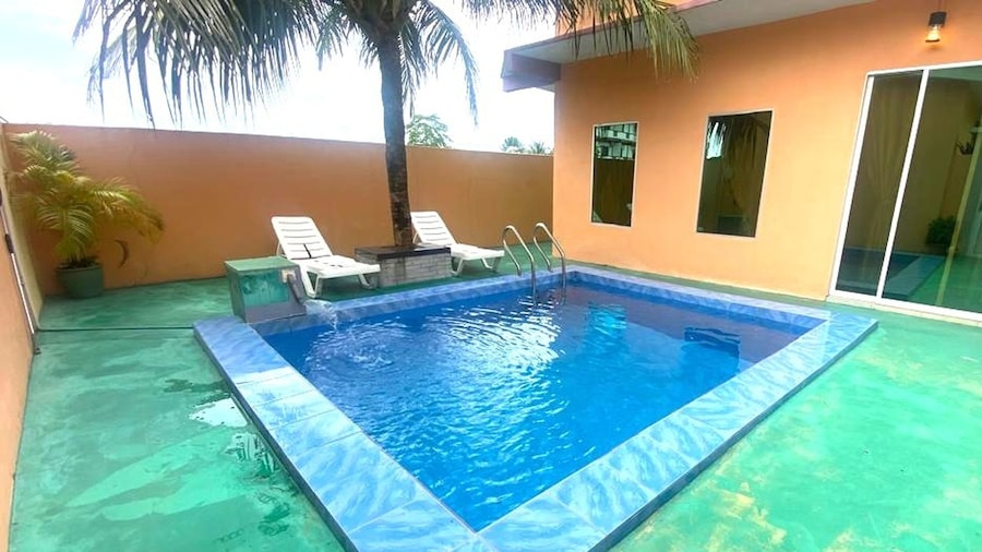 Collection O Langkawi Near Pantai Cenang formerly Tokman Inn