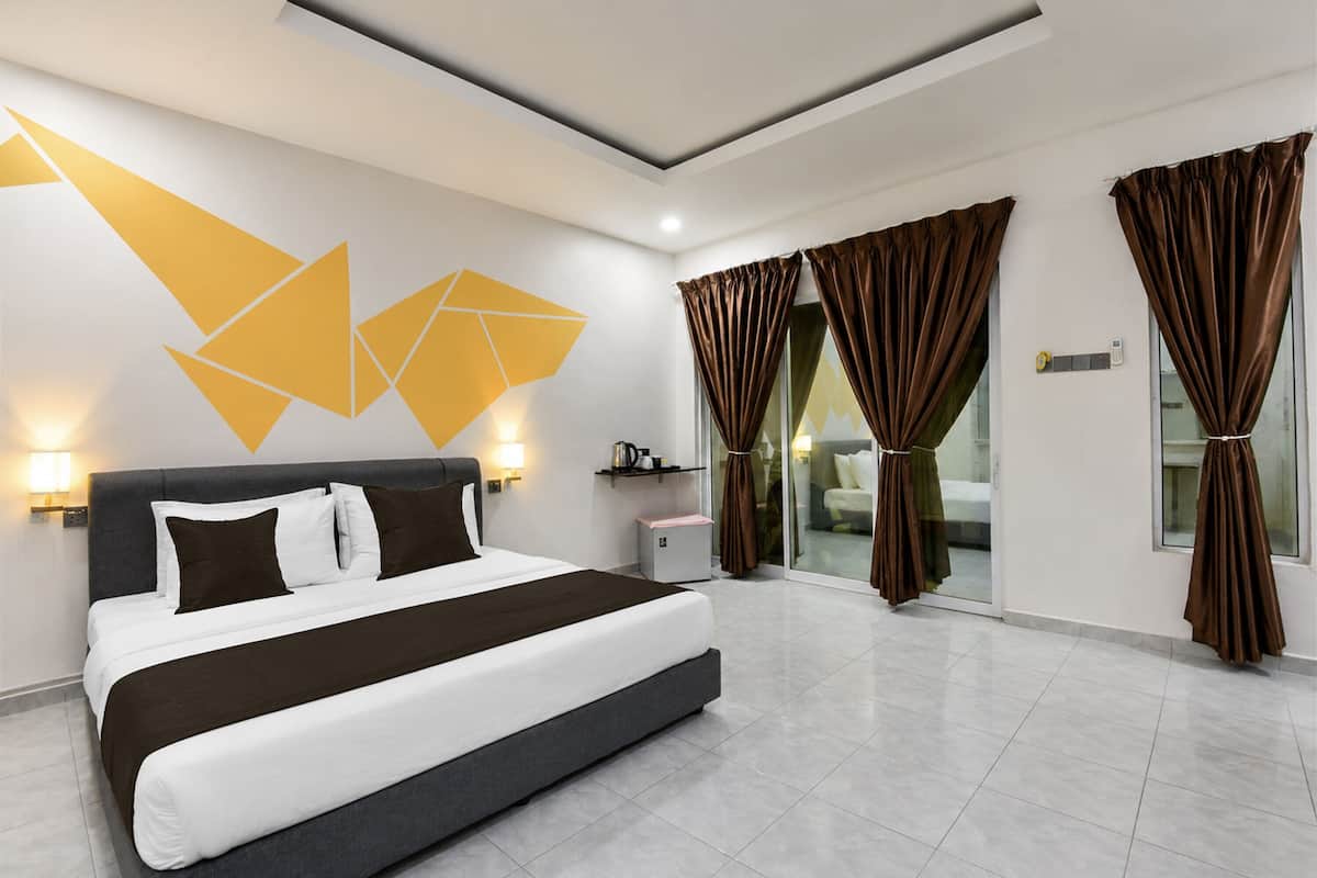 Villa, Garden Area | Minibar, desk, iron/ironing board (on request), free WiFi