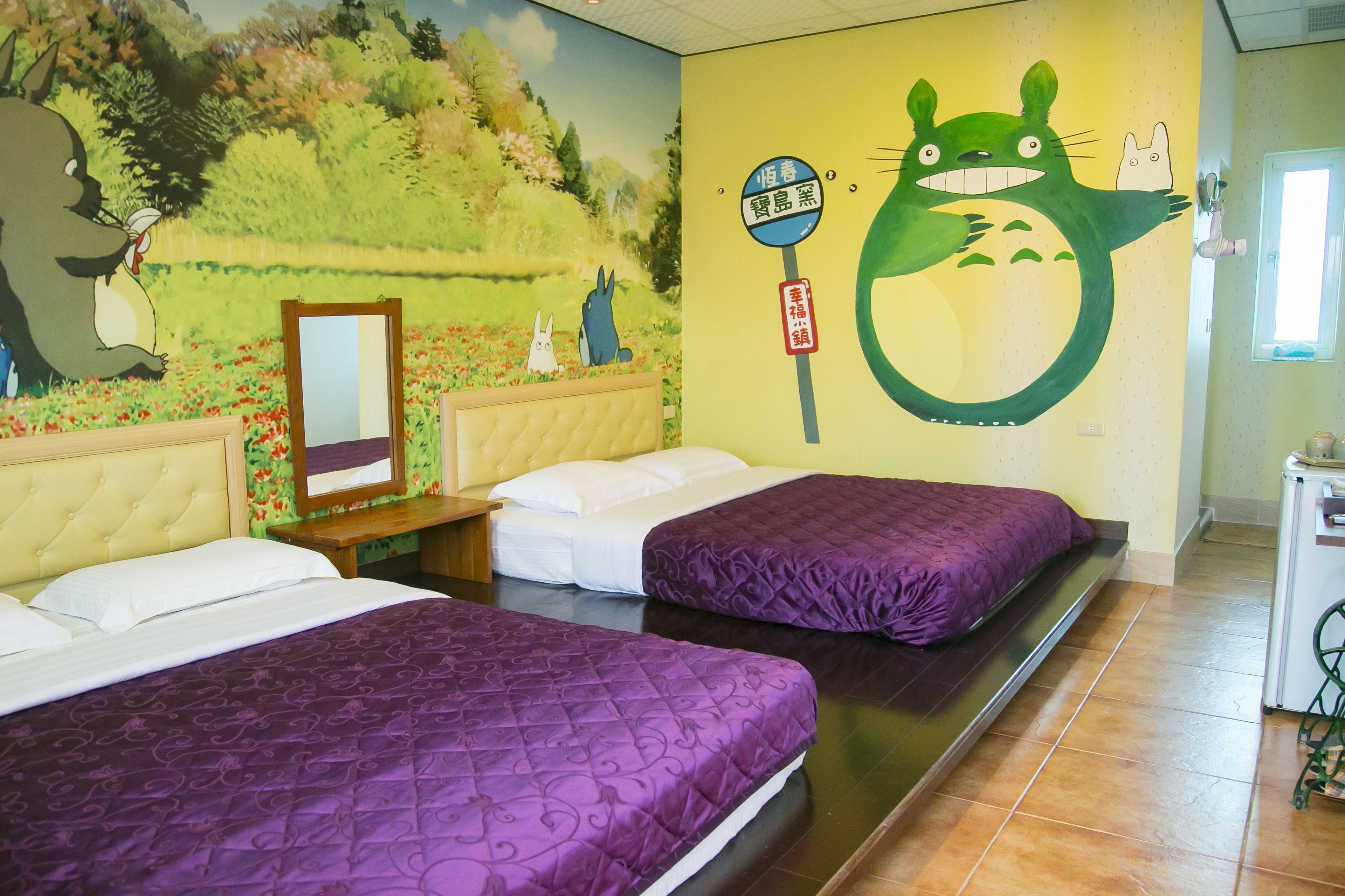 四人房 | 办公桌、隔音、折叠床/加床（额外收费）、免费 WiFi