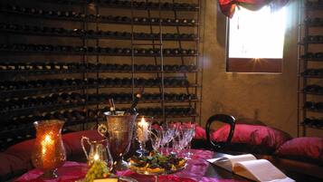 4 nhà hàng, phục vụ bữa sáng