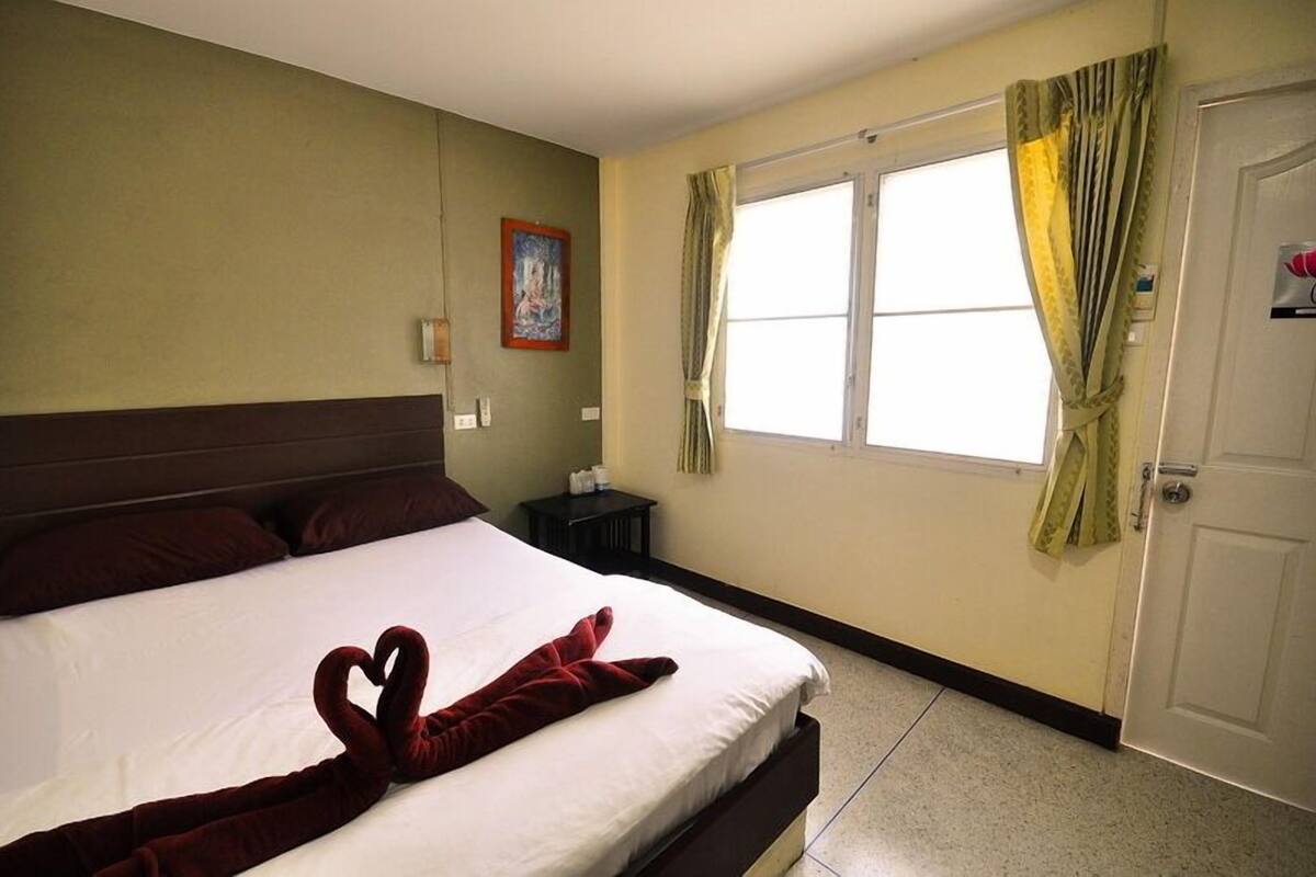 Standard Double Room | Blackout drapes, WiFi (free)