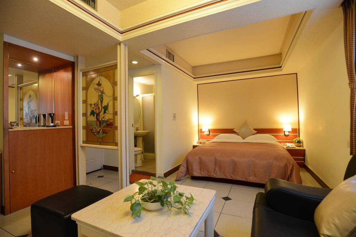 Phòng đôi trung tâm thành phố | Minibar, màn/rèm cản sáng, truy cập Internet không dây miễn phí 