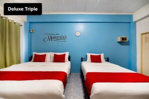 디럭스 트리플룸 | 미니바, 객실 내 금고, 책상, 무료 WiFi