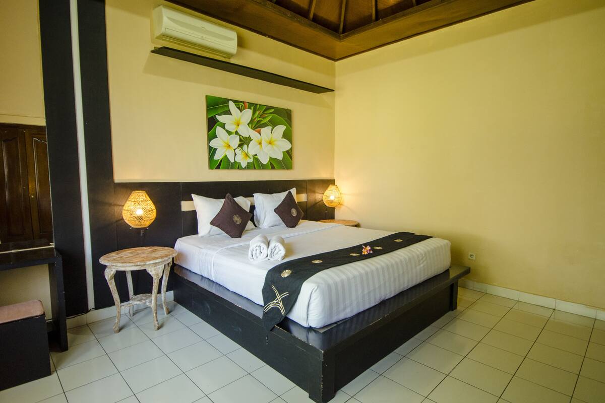 Superior Room | Desk, rollaway beds (surcharge), WiFi (free)