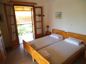 Apartment, 2 Bedrooms, Balcony, Garden View