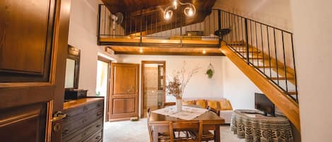 Appartement Tradition, 2 chambres, vue jardin, cÎté jardin | Coin séjour