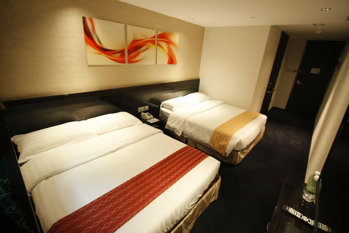 Rollaway beds, free WiFi