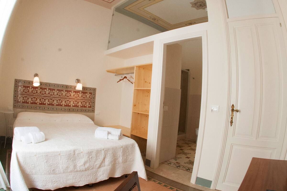 Superior Double or Twin Room | Desk, cribs (surcharge), WiFi (free), bed sheets