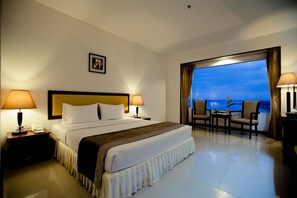 1 bedroom, minibar, in-room safe, desk