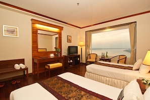 1 phòng ngủ, minibar, két bảo mật tại phòng, bàn 