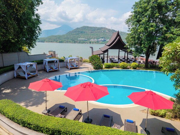 Exterior - Champasak Grand Hotel (Pakse)