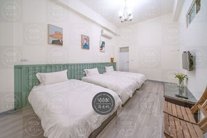 時尚三人房 | 隔音、免費無線上網、床單