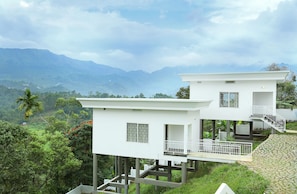 1 bedroom, premium bedding, pillowtop beds, minibar