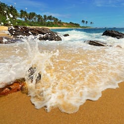 Private beach nearby, white sand, sun-loungers, beach towels
