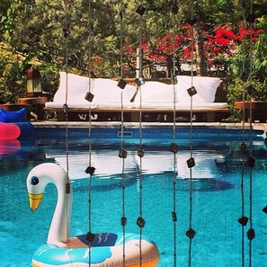 2 outdoor pools, pool umbrellas, sun loungers - Casas da Vila (Porto Seguro)