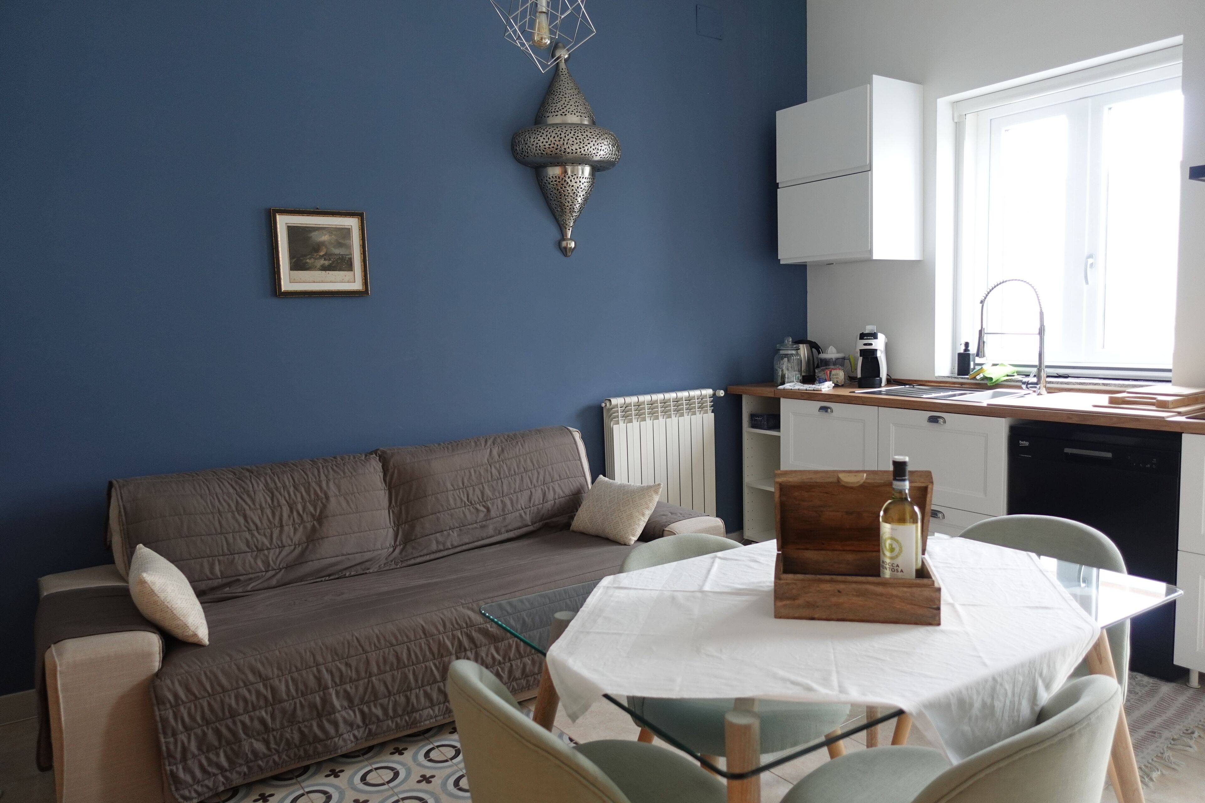 Appartamento Majdouline (Fuori Masseria) | 専用キッチン | 大型冷蔵庫、電子レンジ、オーブン、コンロ