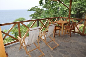 Terrace/patio - Mucumbli Hotel (Neves)